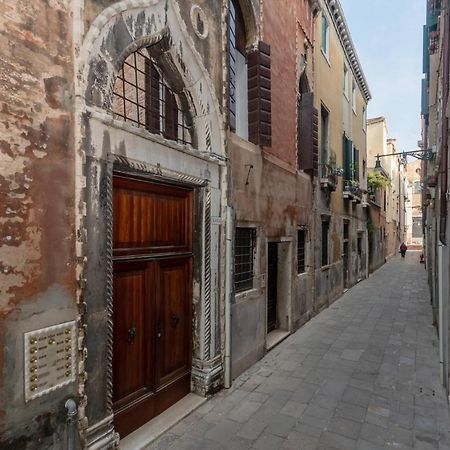 Palazzo Dolfin - Piazza San Marco Lovely Apartment Venedig Exterior foto